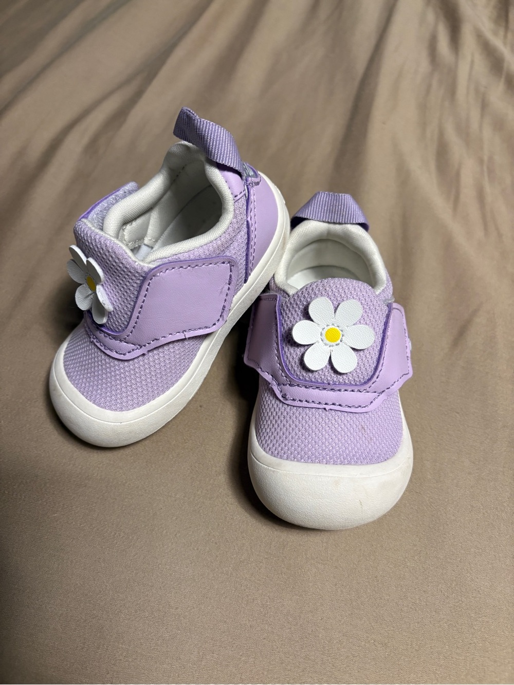 Jan & Jul Lavender Daisy Velcro Slip-On Sneakers Size 4